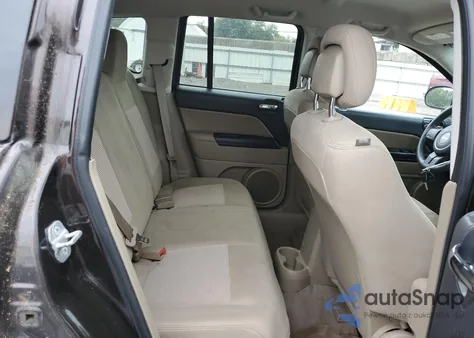 2014 Jeep Compass Sport z USA, uszkodzony, nr VIN 1C4NJDBB9ED625361